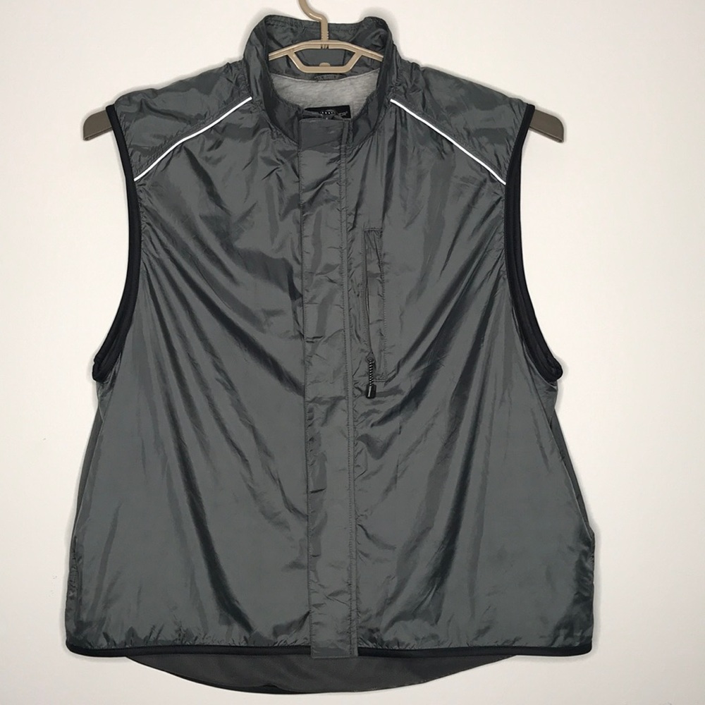 Eddie Bauer Sport lite track sleeveless vest